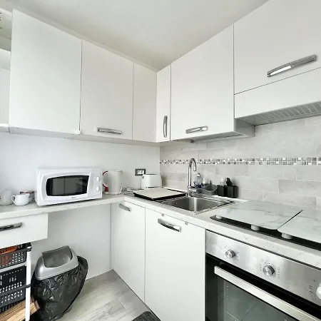 Downtown - Fully Equipped - Wi-fi And Air Conditioning