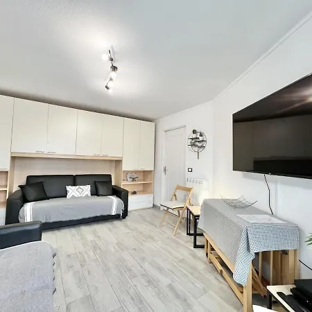 Apartment Downtown - Fully Equipped - Wi-fi And Air Conditioning *